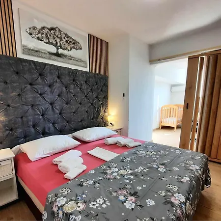 Lägenhet Rustica Zadar