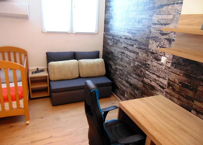 Apartament Rustica *